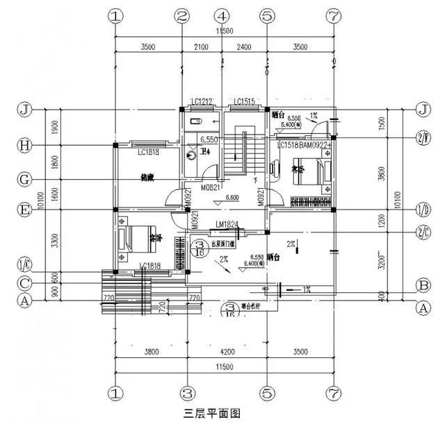 。今天推薦的三層自建房屋占地110平方米。室內(nèi)設(shè)計(jì)包括一個主房間，一個農(nóng)具室，一個消防室和一個陽臺。這在農(nóng)村地區(qū)是非常必要和實(shí)用的。