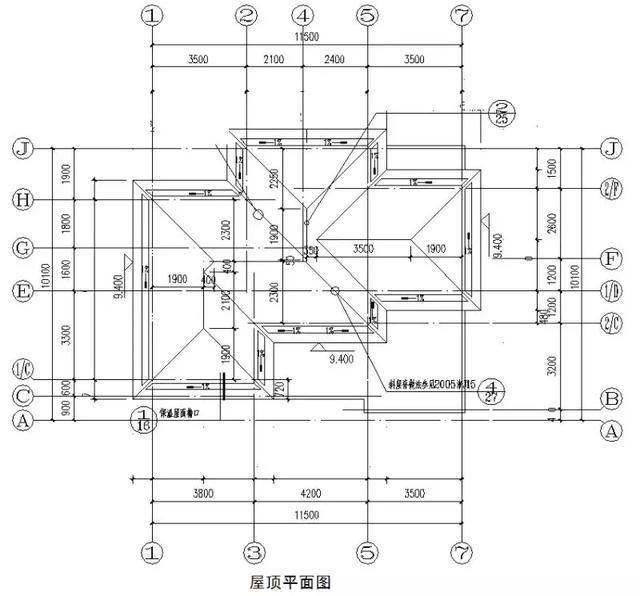 。今天推薦的三層自建房屋占地110平方米。室內(nèi)設(shè)計(jì)包括一個主房間，一個農(nóng)具室，一個消防室和一個陽臺。這在農(nóng)村地區(qū)是非常必要和實(shí)用的。